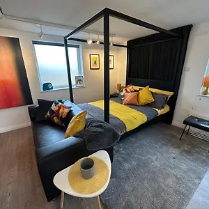 The By Hip Haus Apartment Cleethorpes