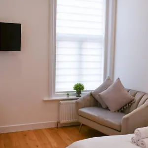 The Cosy Kove Apartment Bournemouth
